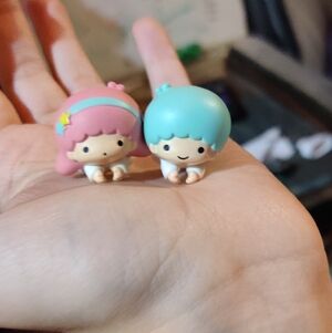 Lala and Kiki Little Twin Stars Hugcot Mini Figure Cable Accessary Sanrio